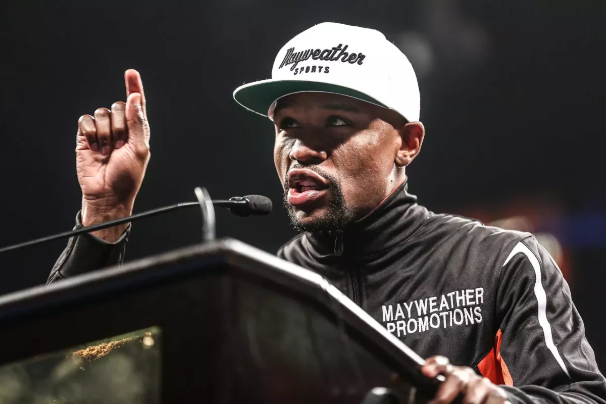 Boxerský boháč Mayweather zase utrácí. Kupuje bydlení za 10 miliard