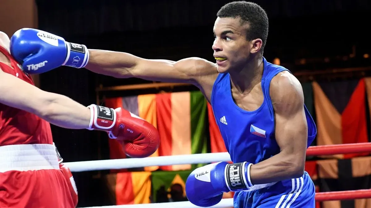 Český boxer Soquessa postoupil na MS do druhého kola