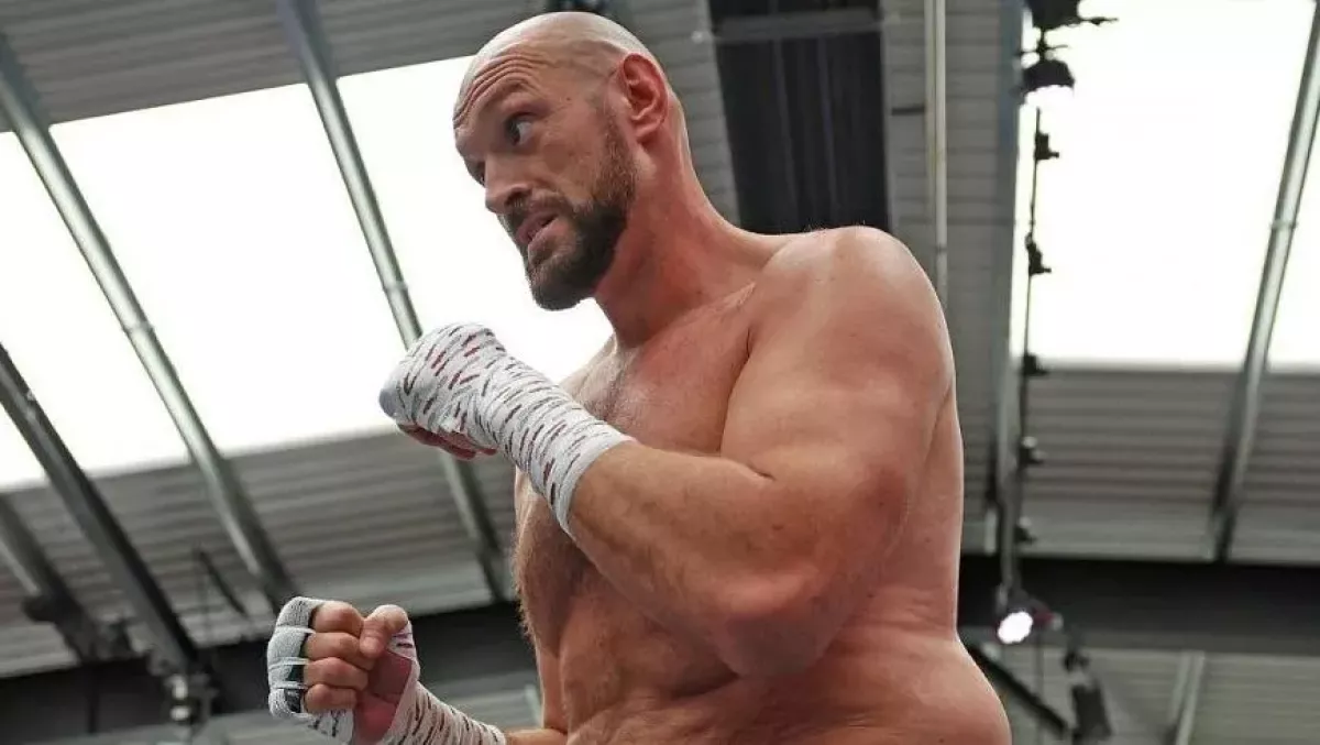Fury bude v říjnu boxovat s bývalou hvězdou MMA Ngannouem