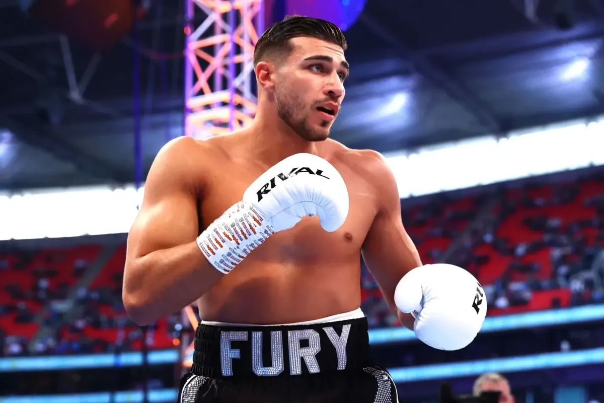 Fury jako trpaslík. Nikdy jsem se necítil tak malý, přiznal vedle gigantického siláka