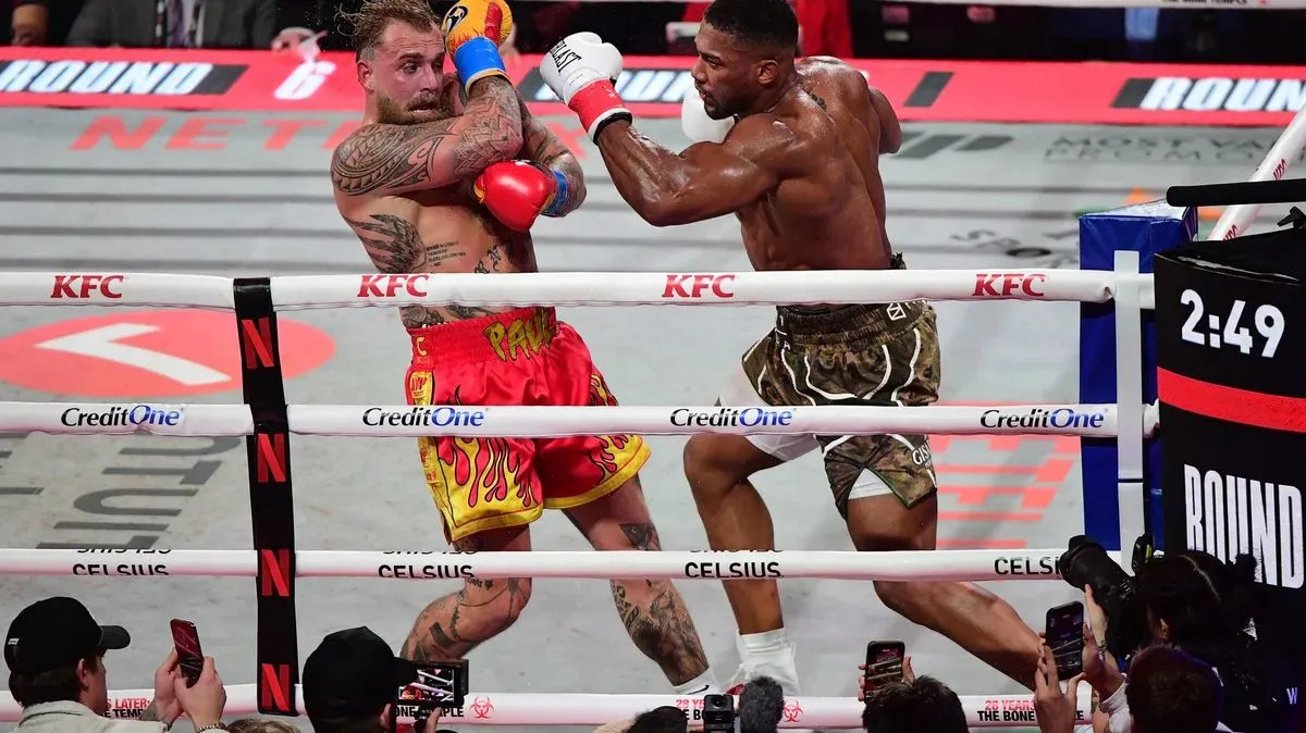 Joshua porazil Paula, KO přišlo až v šestém kole