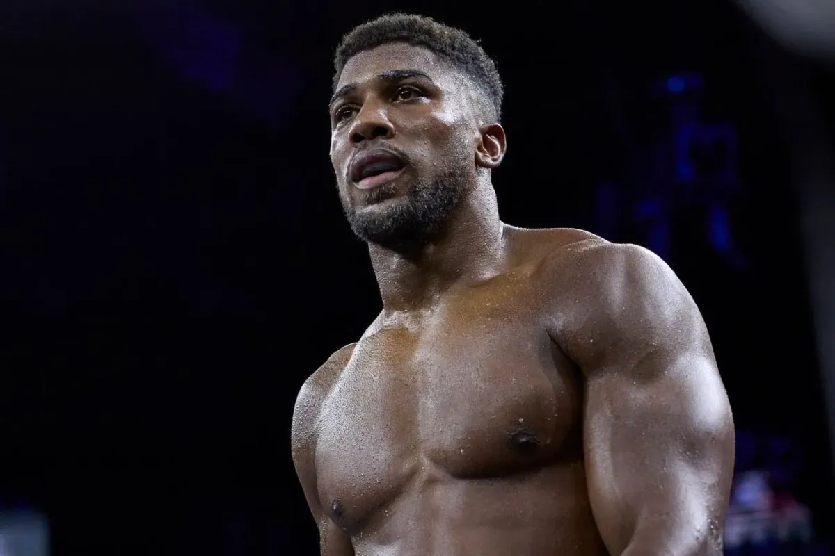 Mega zápas oznámen. Podepsáno, zpečetěno. Joshua vs. Fury letí světem