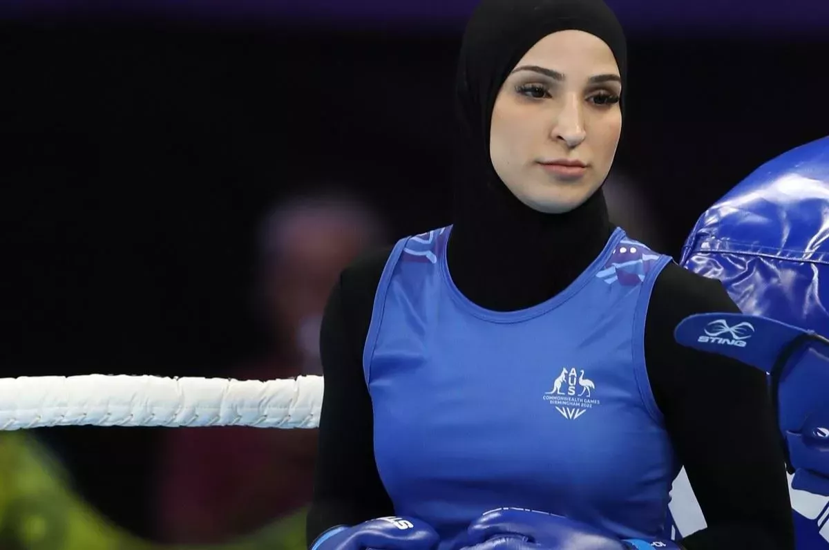 Revoluční krok. Austrálie posílá na olympiádu boxerku, která při zápasech nosí hidžáb