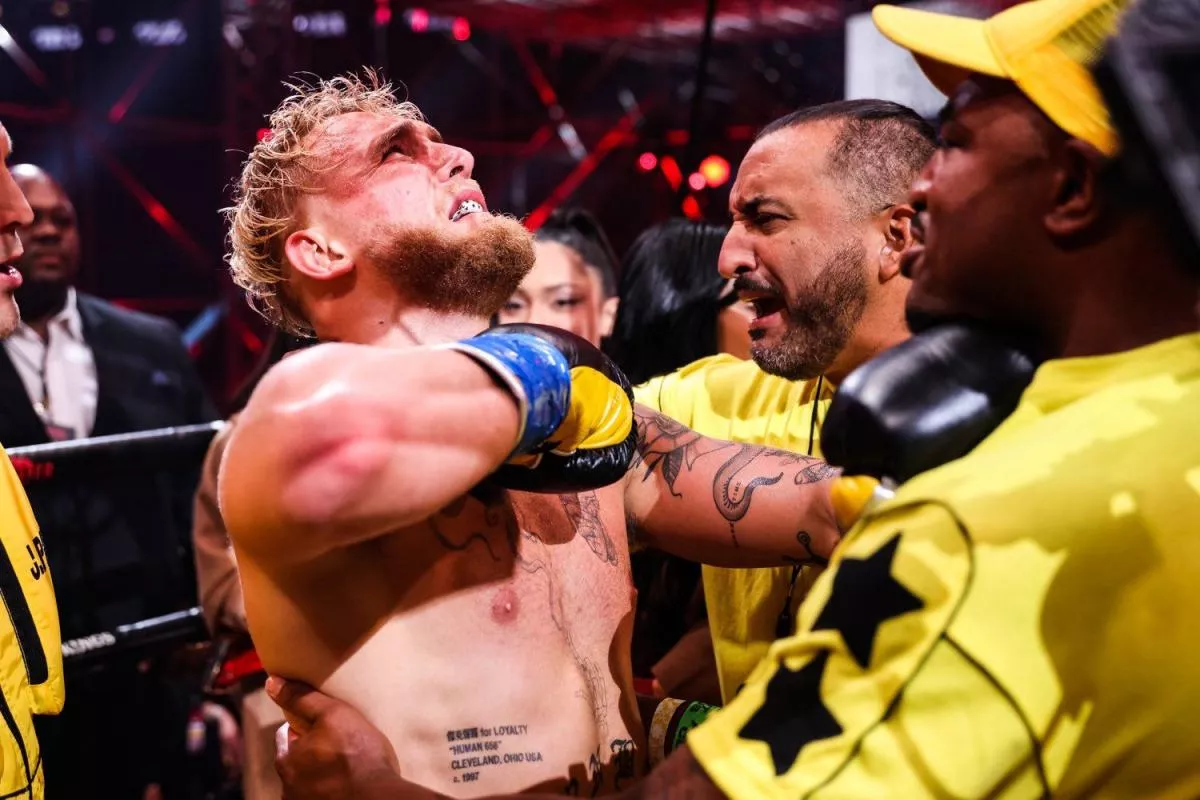 Třetí zápas a vydělal jsem víc než hvězdy UFC, tvrdí hubatý youtuber a útočí na prezidenta