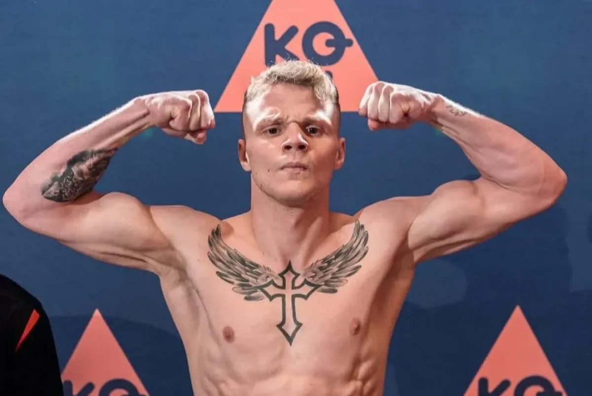 Tvrdé KO a zisk titulu oslavil pivem, teď český talent vyhlíží další pás