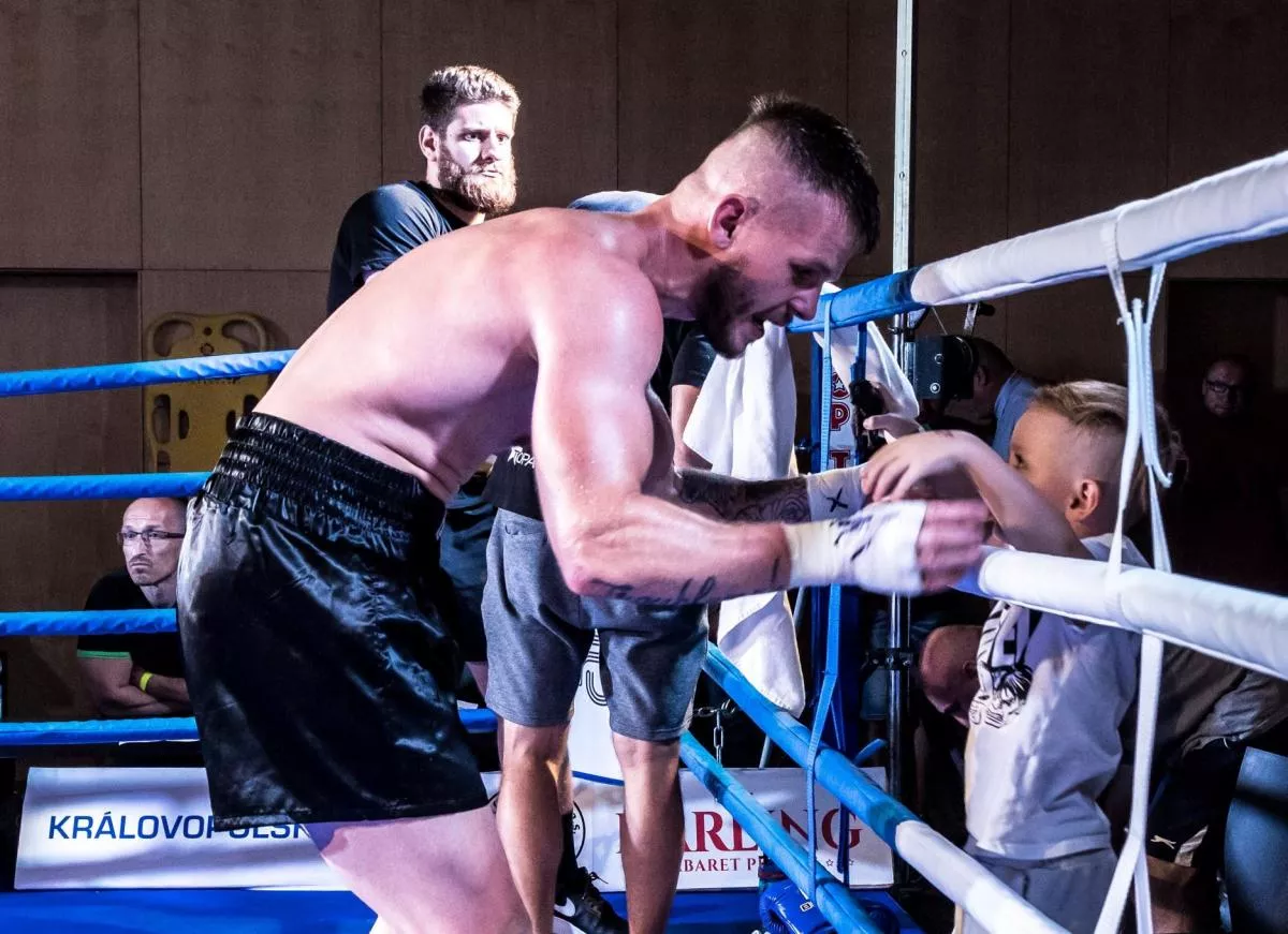 Výhru v zápase o titul jsem slíbil synovi. Pak už jsem věděl, že přes to nejede vlak, směje se šampion